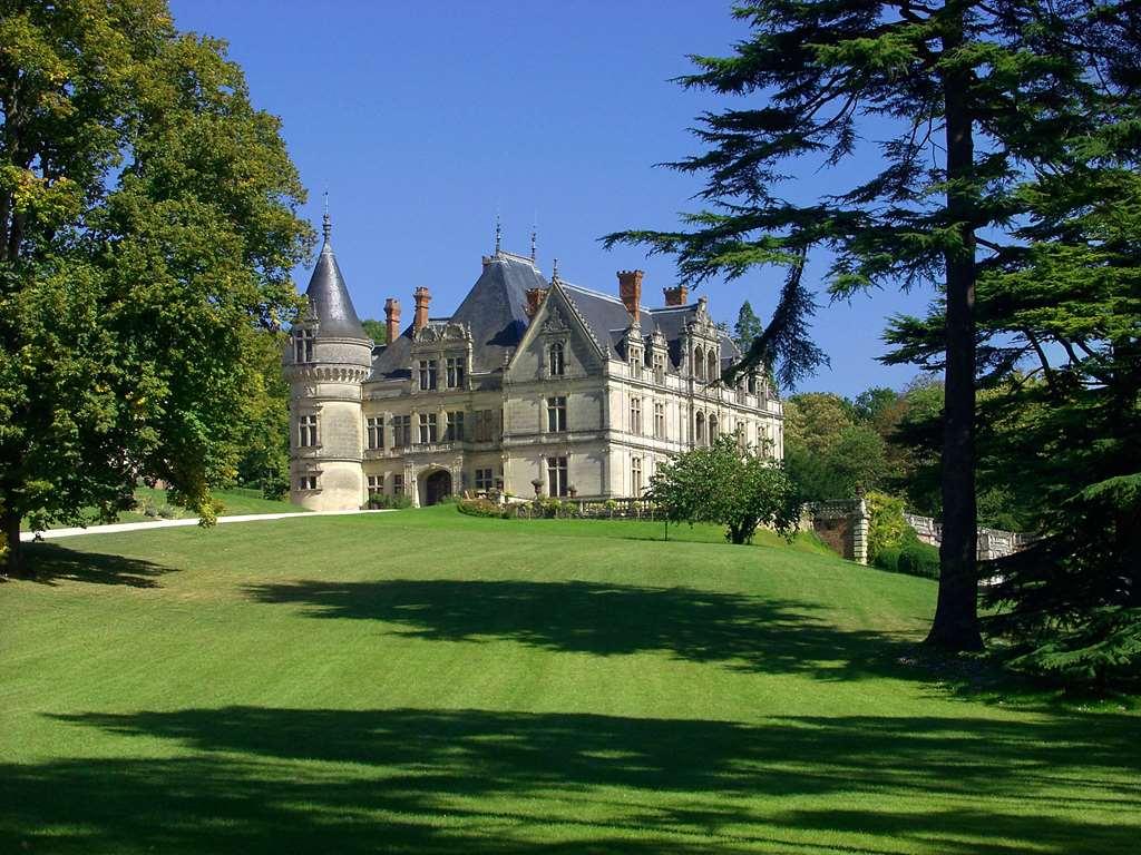 Chateau De La Bourdaisiere Монлюис-сюр-Лоар Екстериор снимка